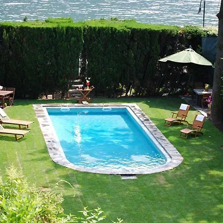Sleeps 17 With Pool And Air Con Apartment *
