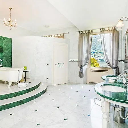 Sleeps 17 With Pool And Air Con Apartment *